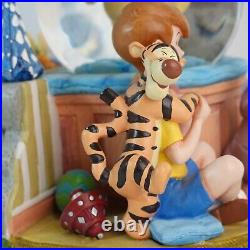 Disney Winnie the Pooh & Christopher Musical Snow Globe 1964 Rumbly In My Tumbly