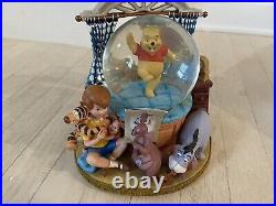 Disney Winnie the Pooh & Christopher Musical Snow Globe Rumbly In My Tumbly