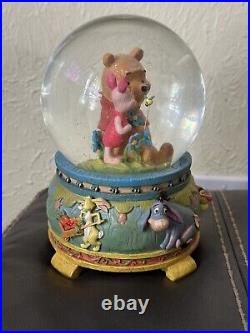 Disney Winnie the Pooh Musical Snow Globe Piglets Bees Glass Tigger Eeyore Works
