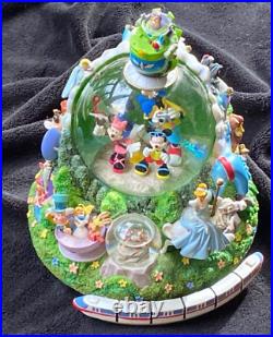 Disney World Magic Kingdom Snow Globe Musical Working 4 Parks One World Monorail