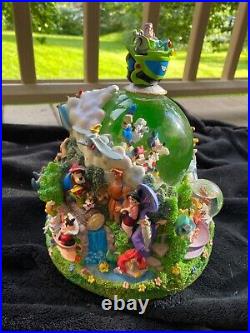 Disney World Magic Kingdom Snow Globe Musical Working 4 Parks One World Monorail