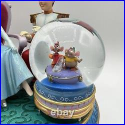 Disney's Cinderella & Prince Charming Music Snow Globe Mice Gus Jaq & Shoe