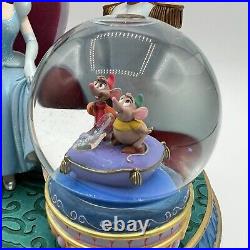 Disney's Cinderella & Prince Charming Music Snow Globe Mice Gus Jaq & Shoe