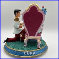 Disney's Cinderella & Prince Charming Music Snow Globe Mice Gus Jaq & Shoe