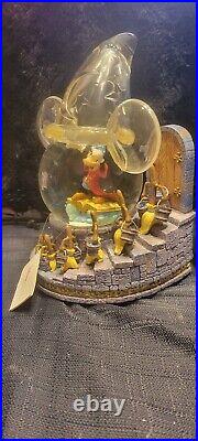 Disney's Fantasia The Sorcerer's Apprentice Musical Lighted Snow Globe RARE