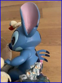 Disney's Lilo & Stitch Ducks Duckling 8.5 Musical Dance Snow Globe Defect