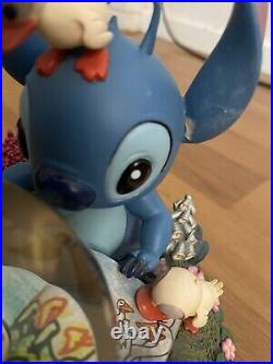 Disney's Lilo & Stitch Ducks Duckling 8.5 Musical Dance Snow Globe Defect