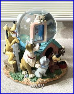 E1690 Disney Dogs Musical Snow Water Globe Tune Where Has My Little Dog Gone