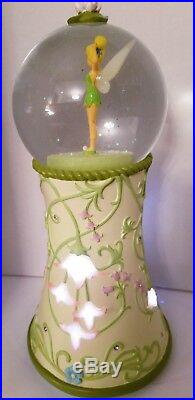 Extremely rare Disney TinkerBell Dancing on Pedestal Musical light up Snow globe