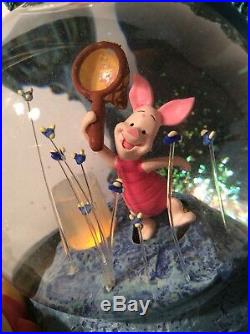 Large Vintage Disney Winnie the Pooh Light Up Musical Snow Globe Fireflies Works