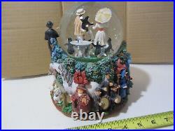 Mary Poppins vintage Snow Globe Let's Go Fly A Kite Music Disney Store