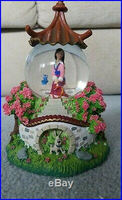 NEW Disney Classic Mulan Snow Globe Reflection Music Box Mushu Shang RARE