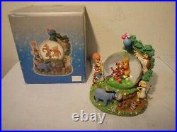 NEW RARE Disney Winnie the Pooh & Friends Hundred Acre Wood Musical Snow Globe