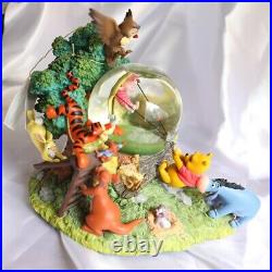 NEW Winnie the Pooh & Friends Blustery Day Musical Snow Globe Disney Works