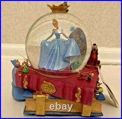 New Vintage Cinderella Musical Snow Globe Disney Princess Stepsister Rare