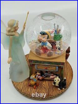 Pinocchio & Blue Fairy- Figaro Jiminy Figure Musical Snowglobe -Water Globe