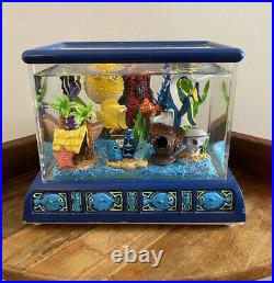 RARE 2003 Disney Finding Nemo Aquarium Fish Tank Snow Globe Music Box