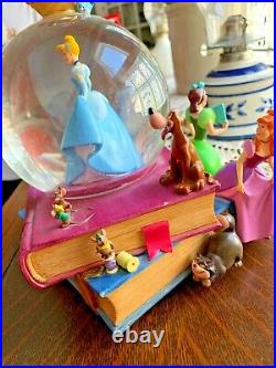 RARE! Disney Cinderella Fairy Godmother Stepsisters Gus Jaq Musical Snow Globe