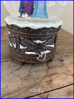 RARE Disney Frozen Musical Snow Globe Store Parks Exclusive Olaf Anna Elsa