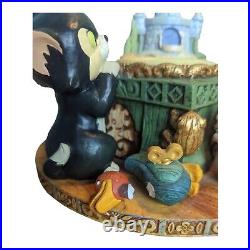 RARE Disney Pinocchio Toyland Fishbowl Cleo Figoro Musical Snow Globe No BoxREAD