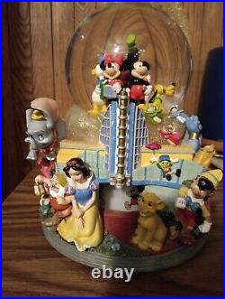 RARE Disney ROTATING LIGHT Musical Snow Globe MICKEY ALADDIN LITTLE MERMAID