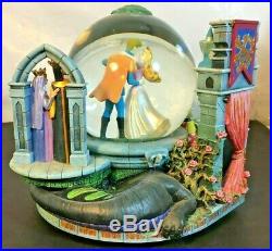 RARE Disney Sleeping Beauty Once Upon A Dream Musical Snow Globe