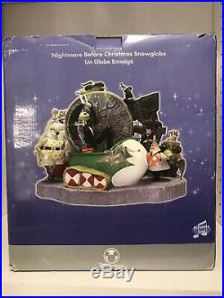 RARE Disney Store Nightmare Before Christmas Large Musical Snow Globe With Box