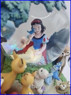 RARE! Large Disney Musical Snow Globe of the Snow White & Seven Dwarfs