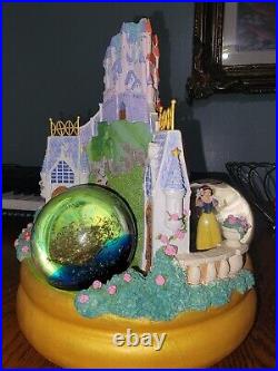 Rare Disney 3 Snow globe. Snow White, Cinderella & Rare Globe Musical Spins