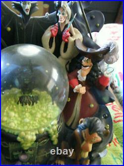 Rare Disney Parks Villains musical snow globe, Lighted eyes and globe, 9, gift