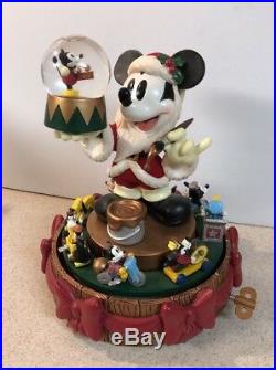 Rare Disney SANTA MICKEY MOUSE WORKSHOP Rotating Base Musical Snow globe 12