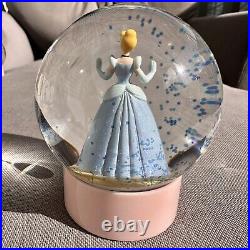 Rare Disney Seasons Princess Musical Snowglobe Cinderella, Ariel, Aurora, Belle