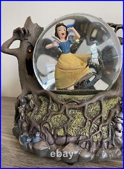 Rare Disney Snow White in the Haunted Woods Musical and Lighted Snowglobe