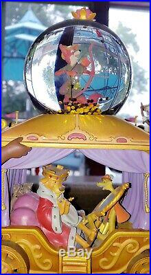 Rare Disney Store ROBIN HOOD Musical Snow Globe 35th Anniversary without Box