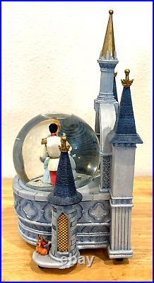 Rare Htf Disney Parks Resorts Cinderella Castle Musical Snow Globe- Issue Read