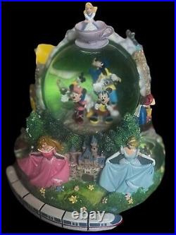 Rare Vintage Disney World Magic Kingdom Musical Snow Globe With Moving Monorail