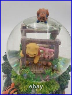 Retired Disney Winnie the Pooh Playing Poohsticks Musical Snow Globe Rare