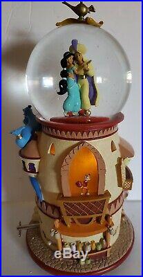 VHTF-Vintage Disney Aladdin pedestal snow globe Lights up, Rotates & musical