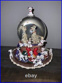 VTG 1989 Disney 101 Dalmatians'Pillow Fight' Musical Snow Globe withMovement RARE