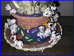 VTG 1989 Disney 101 Dalmatians'Pillow Fight' Musical Snow Globe withMovement RARE