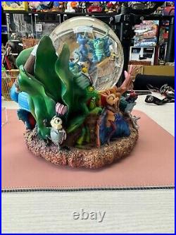 VTG 1998 Disney Pixar A Bug's Life Musical Snow Globe Music by Randy Newman