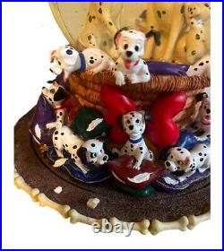 Vintage 1989 Disney 101 Dalmatians Musical Rotating Snow Globe SEE VIDEO