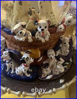 Vintage 1989 Disney 101 Dalmatians Musical Rotating Snow Globe SEE VIDEO