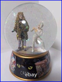 Vintage Cats The Musical Snow Globe. Excellent Condition