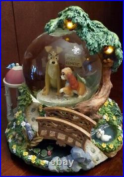 Vintage DISNEY's Lady and the Tramp Wet Cement Musical Snow Globe Bella Notte