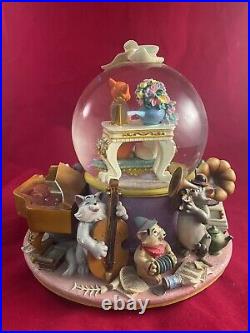 Vintage Disney Aristocats Musical Snow Globe- Everyone Wants To Be A Cat