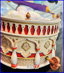 Vintage Disney's Aladdin & Jasmine Jumbo Musical Snow Globe -Disney Store 11
