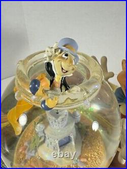 Vtg Disney Pinocchio Toyland Fishbowl Cleo Figoro Musical Snow Globe With Box