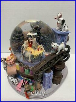 Vtg Disney's 101 Dalmatians Bakery Scene Musical Snow Globe Plays Cruella De Vil