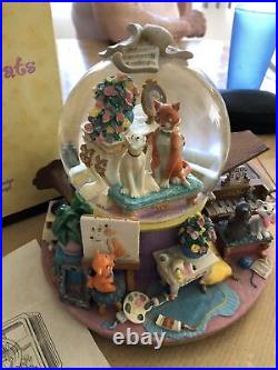 Walt Disney Aristocats Everybody Wants To Be A Cat Musical Snow Globe Rare Works